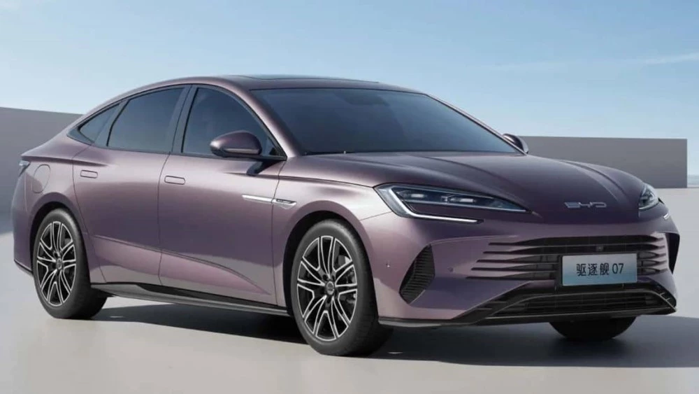 BYD Destroyer 07 Seal DM-i