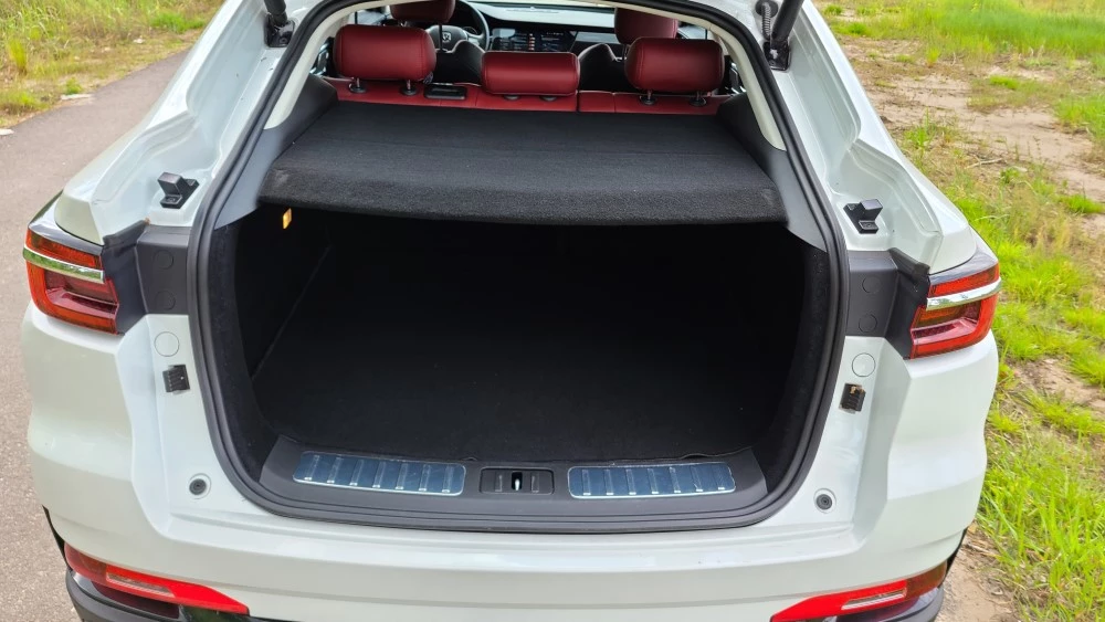 Changan CS85 салон интерьер багажник