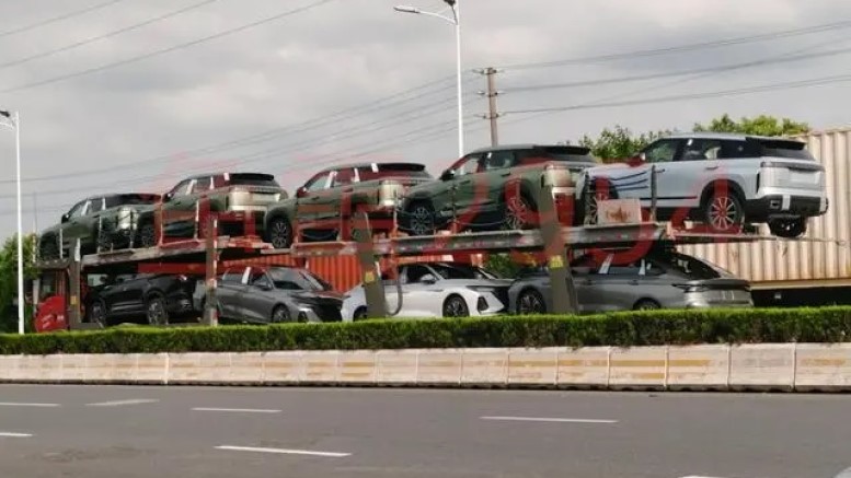 Кроссовер Chery Explore 06 автовоз в Китае