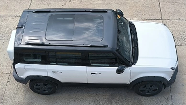 Электрический кроссовер iCar 03 от Chery сбоку сверху