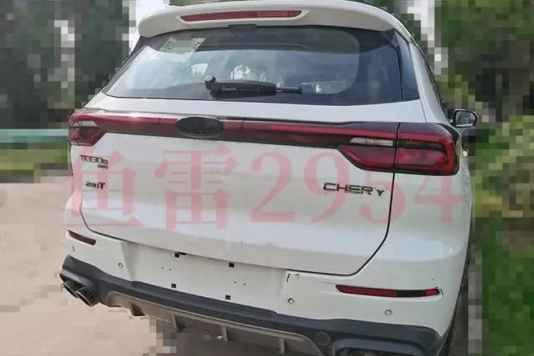 Обновленный кроссовер Chery Tiggo 8 с полным приводом сзади