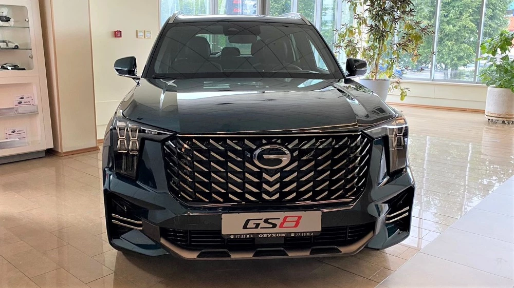 новый GAC GS8 у дилера купить спереди