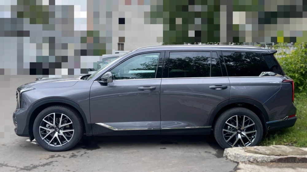 новое поколение gac gs8 сбоку