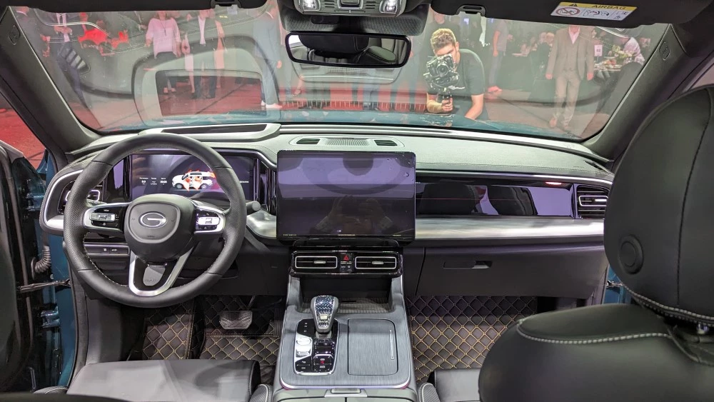 новый GAC GS8 второго поколения салон интерьер рулевое колесо приборная панель