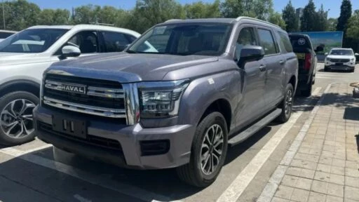 новый Haval H5 сбоку спереди