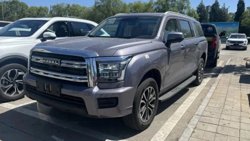 новый Haval H5 сбоку спереди