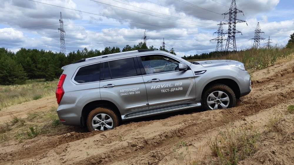 Haval H9 тест Мишина сбоку на бездорожье