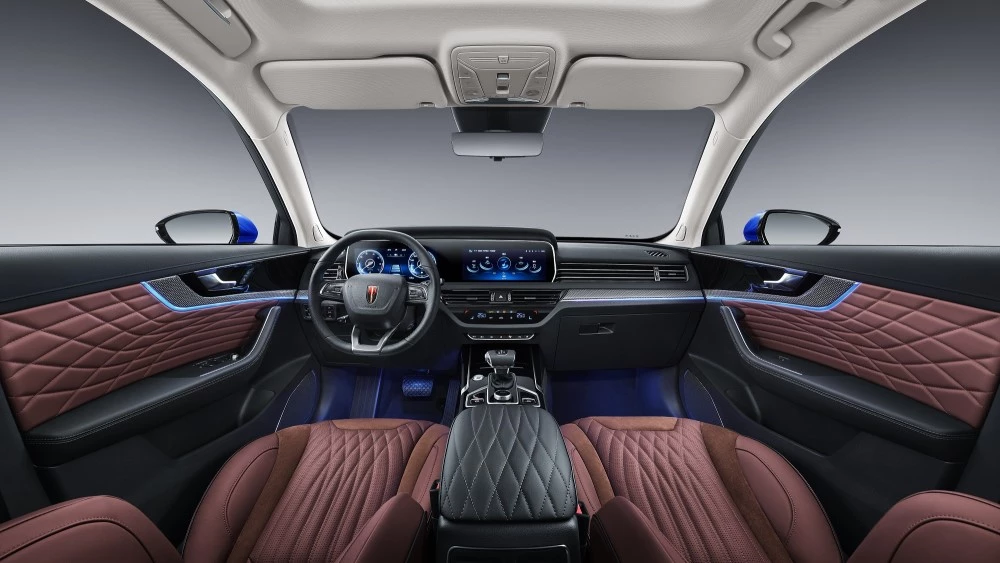 Салон интерьер кроссовера Hongqi HS5 цены комплектации