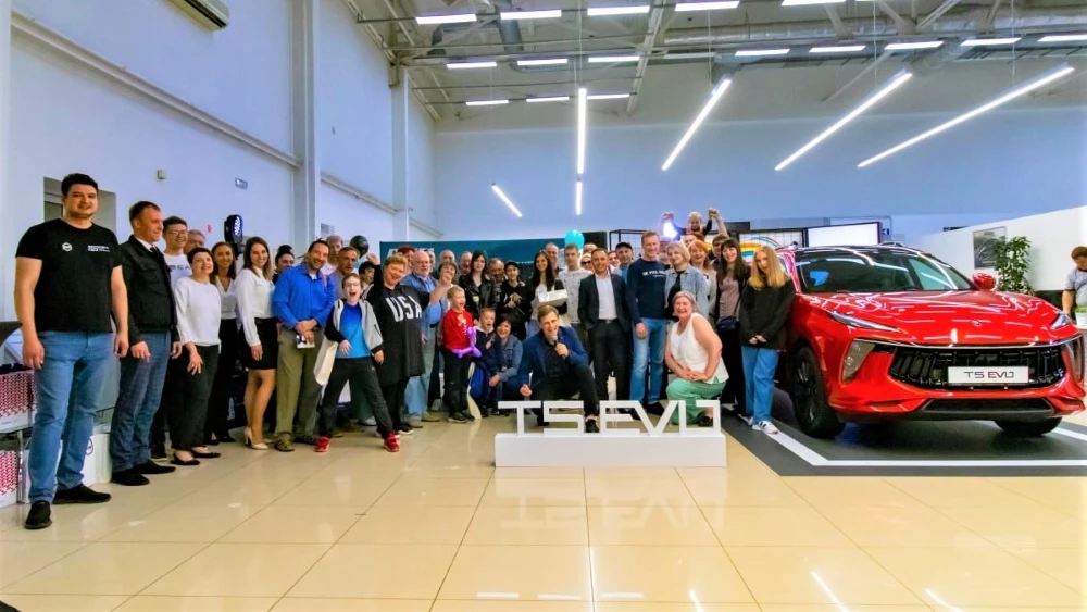 дилерские центры IXEN MOTORS Нижний Новгород Forthing T5 EVO