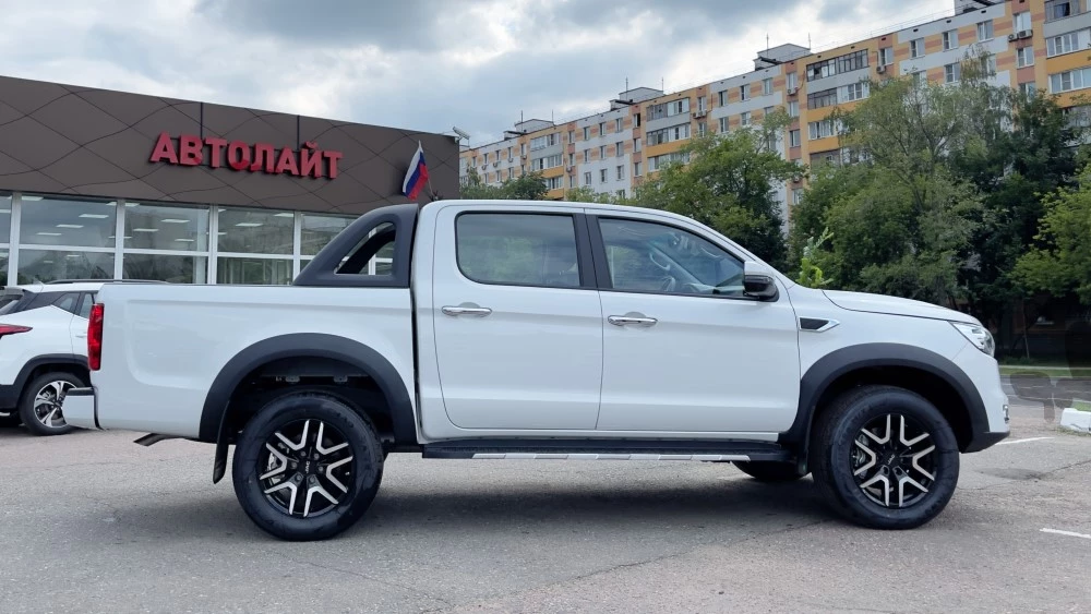 JAC T8 Pro сбоку