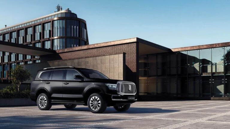 Tank 500 в Казахстане сбоку спереди