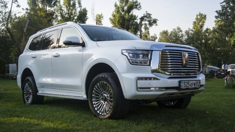 Tank 500 в Казахстане спереди сбоку