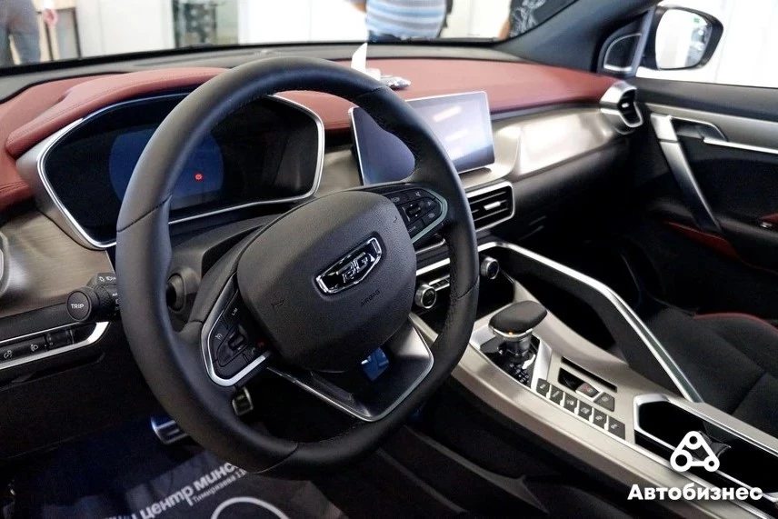 BelGee X50 салон интерьер комплектации