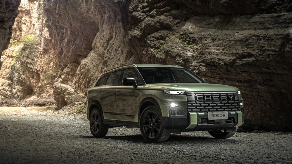 Chery Expolre 06 спереди сбоку