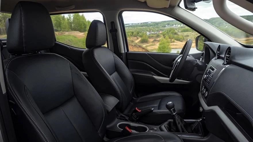 Салон интерьер пикапа Dongfeng DF6