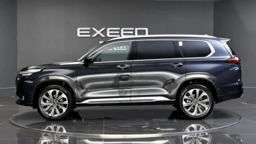 Exeed VX второго поколения сбоку