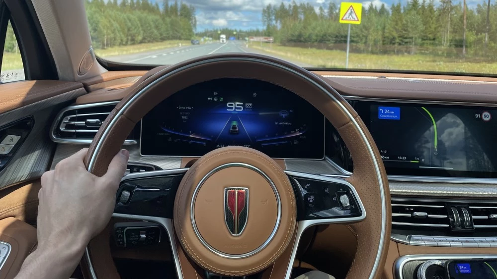 Hongqi H9 салон интерьер рулевое колесо приборная панель