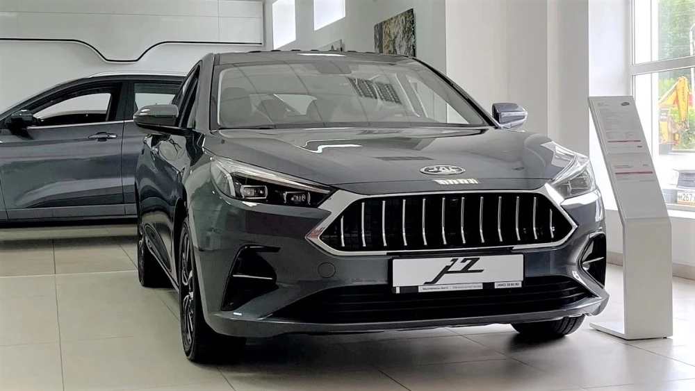 Не продаются, но уже дорожают. Цены на китайские автомобили в августе снова выросли JAC J7 цены у дилера