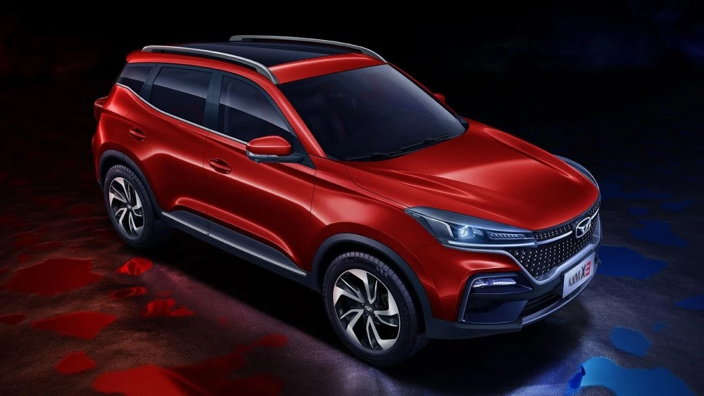 Kaiyi X3 комплектация Luxury сбоку спереди