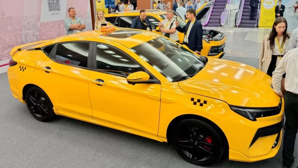 Москвич 6 такси сбоку спереди