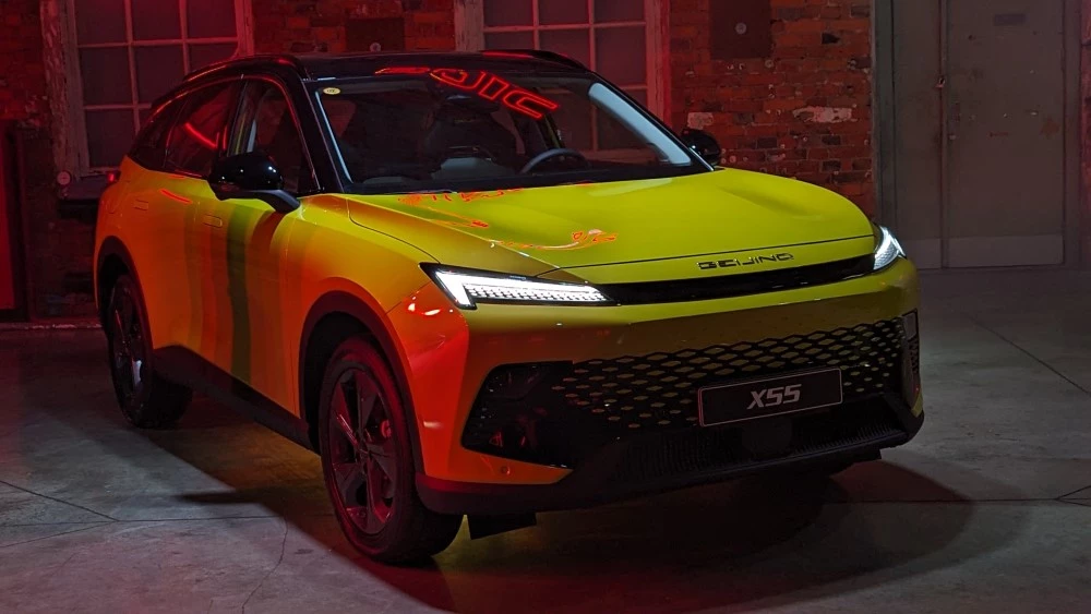 BAIC X55 в России спереди сбоку