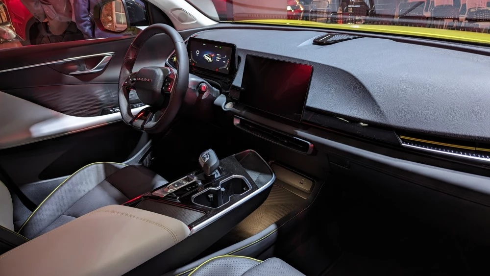 BAIC X55 салон интерьер