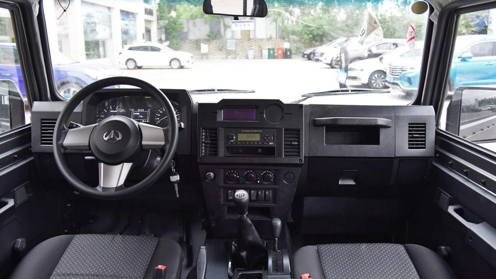 Салон интерьер BAW BJ212