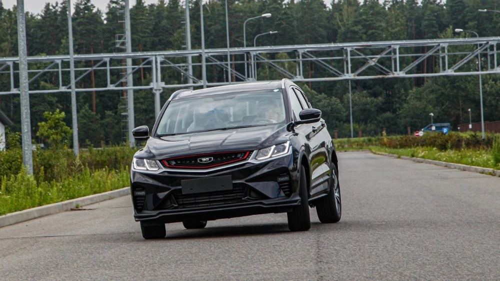 BelGee X50 тест обзор в динамике спереди