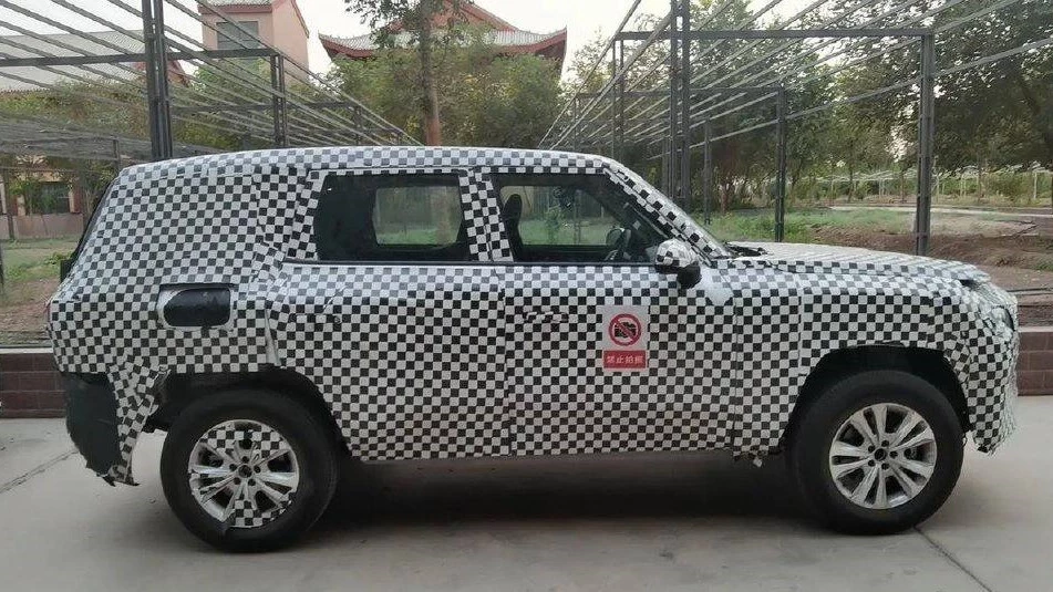 Changan C318 сбоку