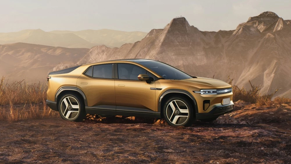 Changan Qiyuan CD701 кроссовер сбоку