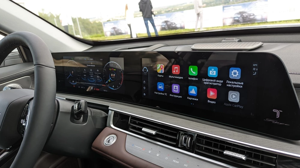 тест-драйв новый обновленный Chery Tiggo 8 Pro Max салон интерьер приборка медиасистема панель изогнутая