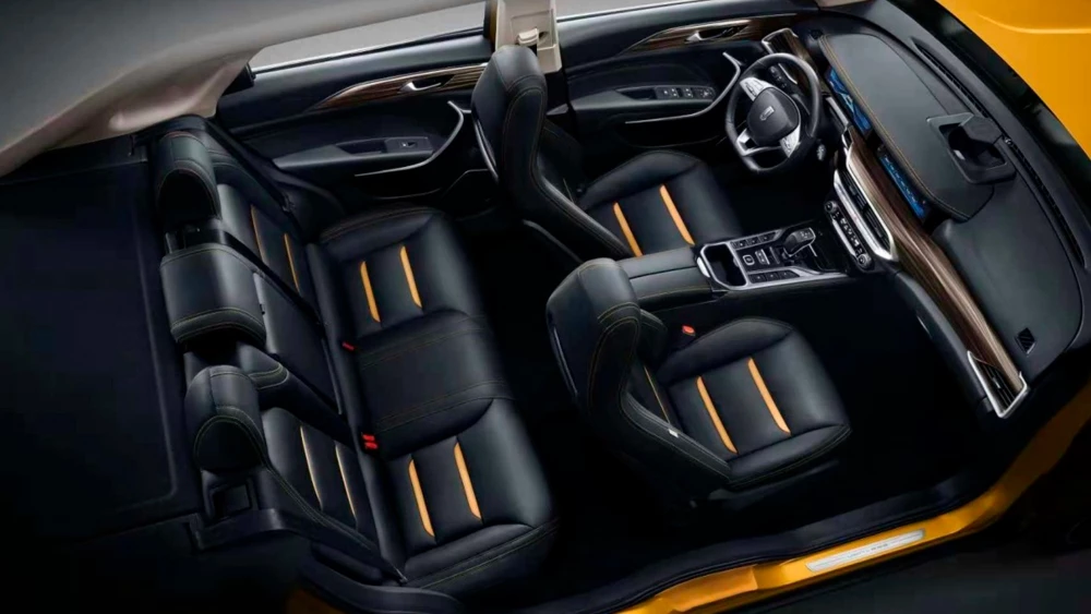 Кроссовер FAW Bestune T77 салон интерьер в ДЦ Аарон