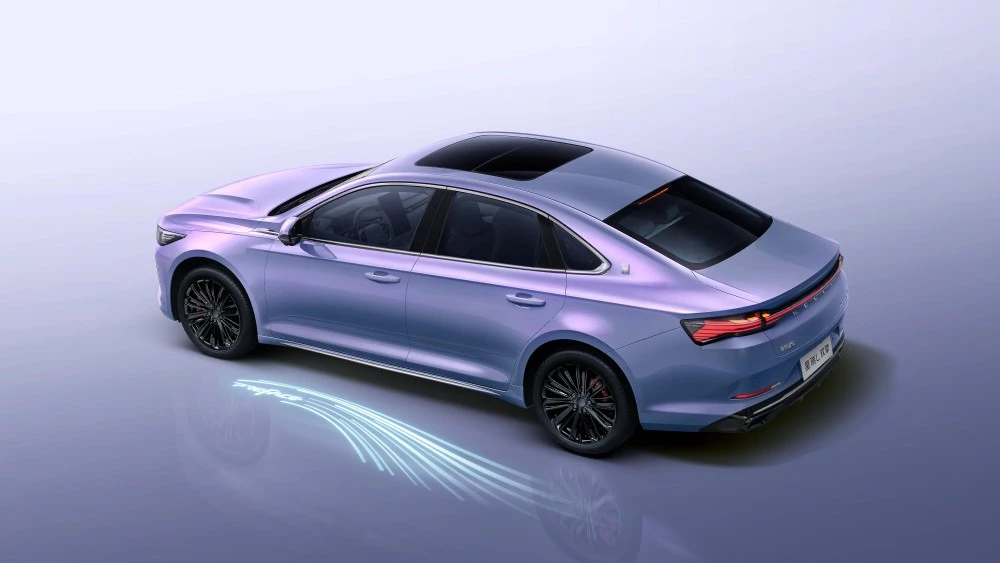 Седан Geely Preface L сбоку сзади