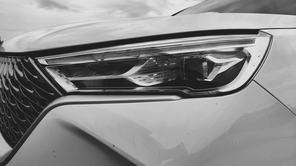 Haval M6 капот оптика