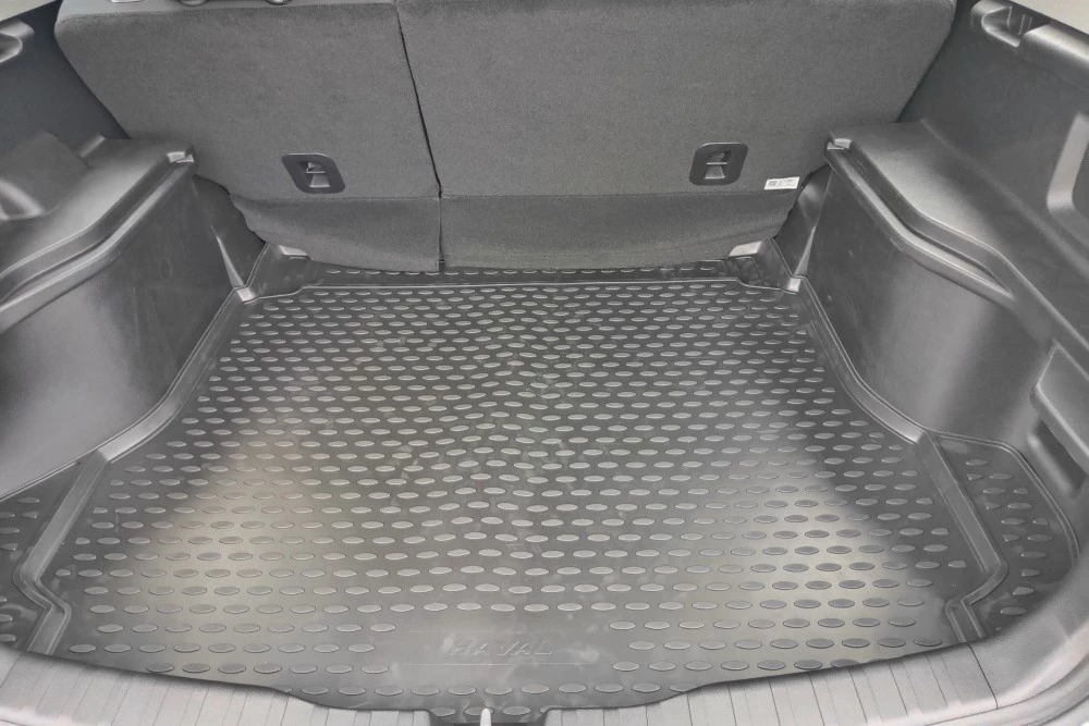 Haval M6 салон интерьер багажник