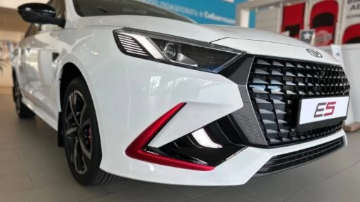 Kaiyi E5 Luxury Sport 2024 модельный год у дилера бампер