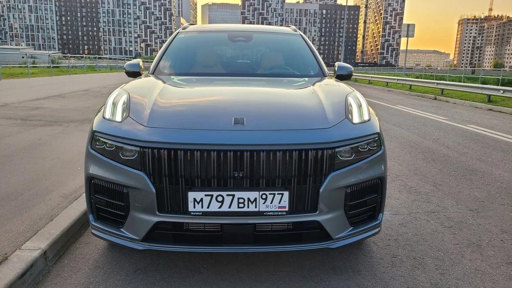 Lynk & Co 09 спереди