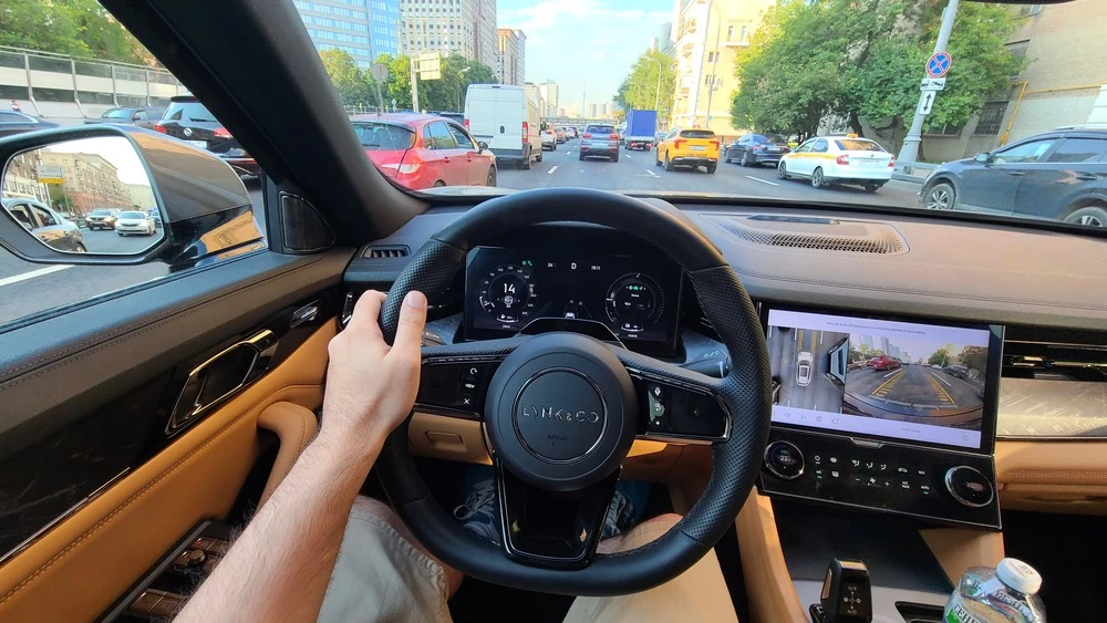 Lynk & Co 09 салон интерьер