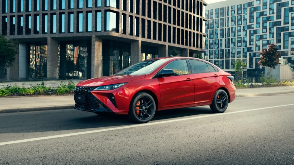 Omoda S5 GT Кунцево сбоку спереди