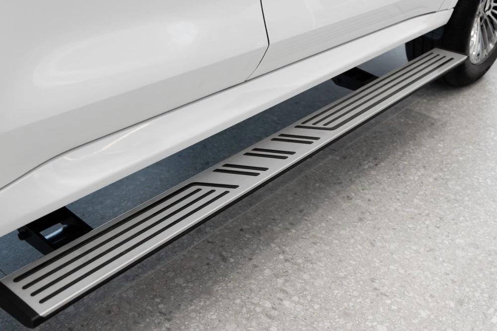 За что полюбили Tank 500 в России подножка