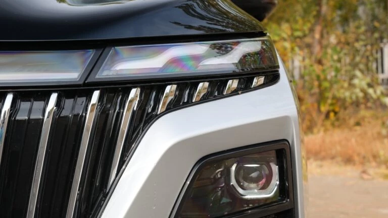 Кроссовер Dongfeng Aeolus Huge фара решетка