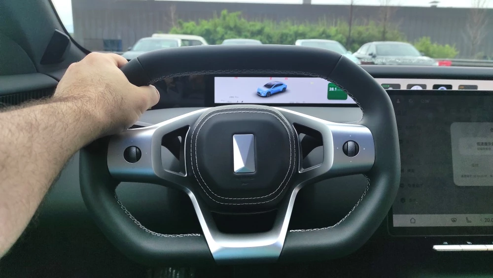 Avatr 12 салон интерьер рулевое колесо