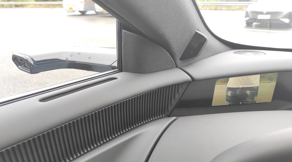 Avatr 12 салон интерьер камера вместо бокового зеркала экраны