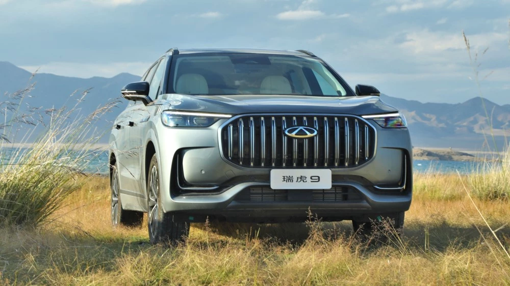 Chery Tiggo 9 спереди