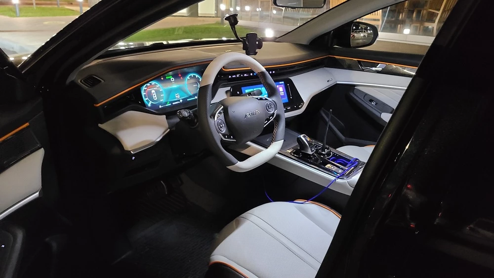 Dongfeng Aeolus Shine Max седан салон интерьер ночная подсветка
