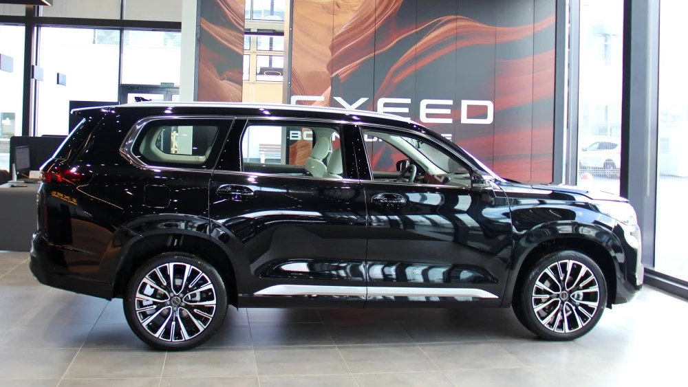 Кроссовер Exeed VX в автосалоне купить новый в Санкт-Петербурге