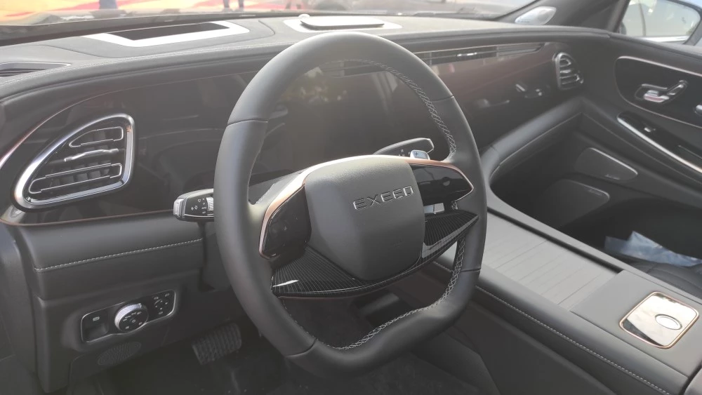 Exeed VX обновленный салон интерьер