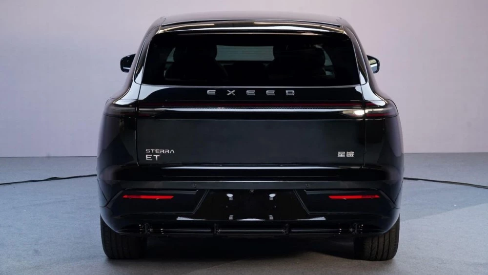 Exlantix ET сзади