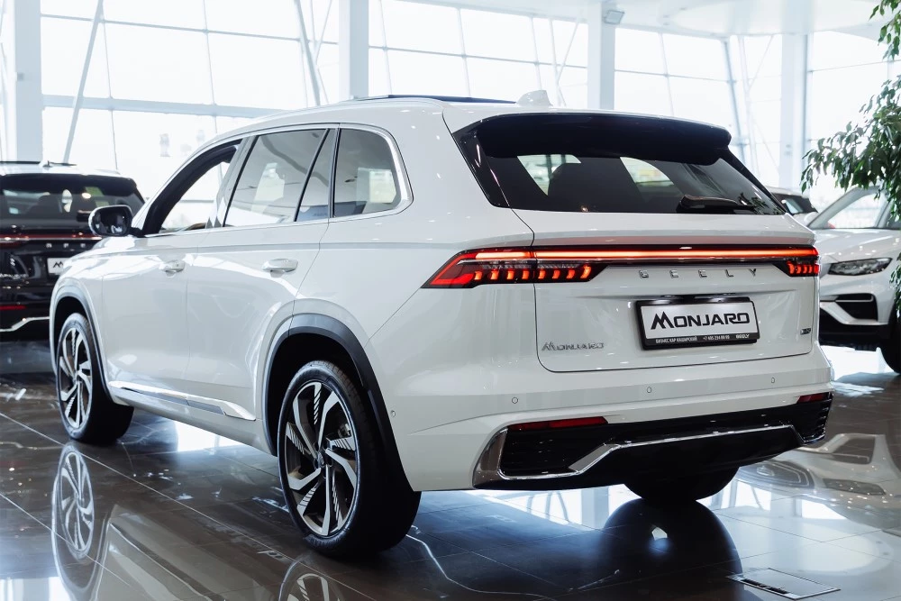 GEELY MONJARO вырвался на второе место Geely БИЗНЕС КАР Рублёвский