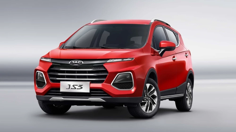Кроссовер JAC JS3 сбоку спереди